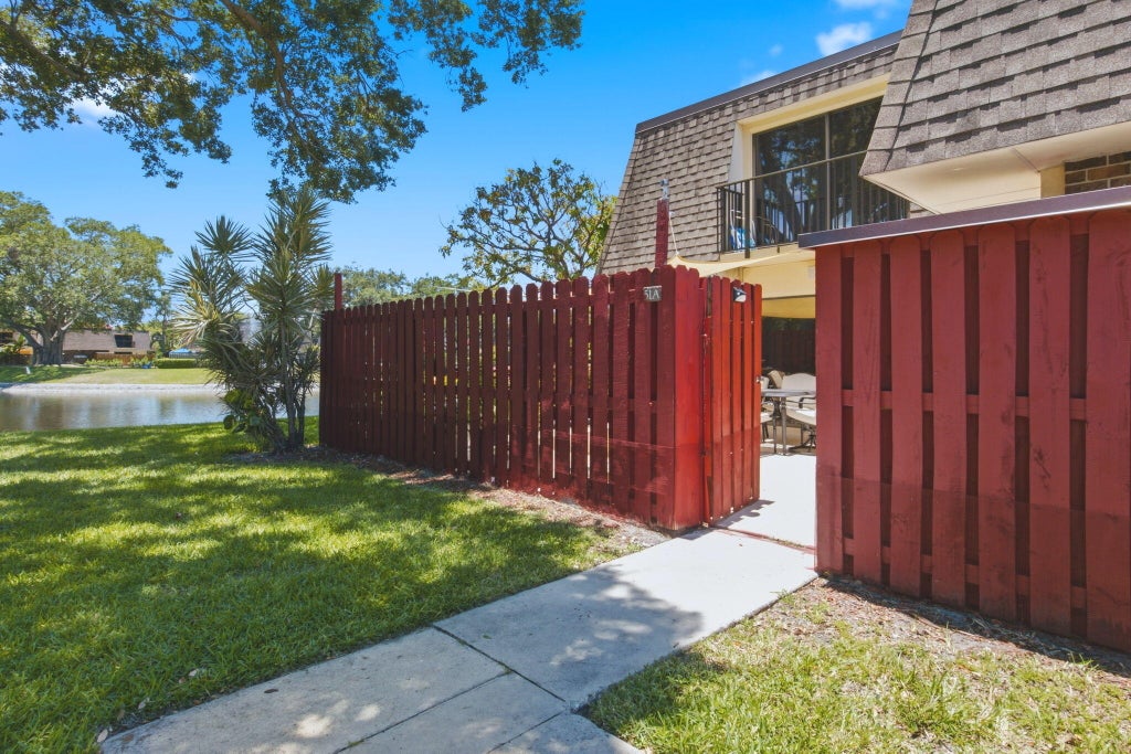 Photo of 2883 SW 22nd Circle #51a, Delray Beach, FL 33445 (MLS # B26042437)