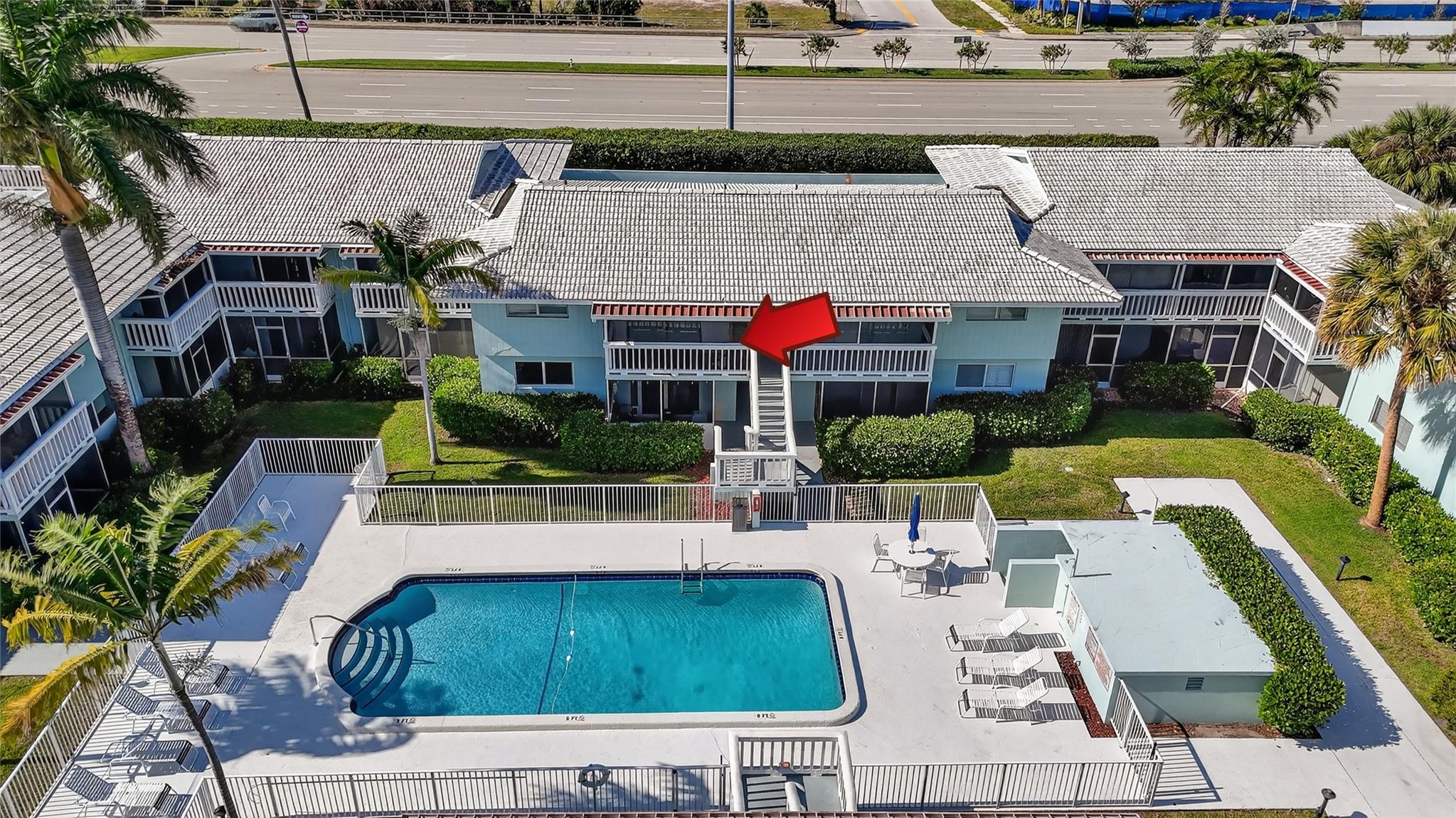 RIVER HOUSE GARDENS CONDO - Residential