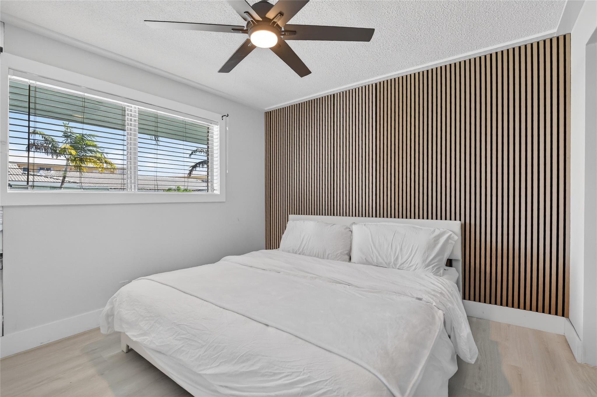 RIVER HOUSE GARDENS CONDO - Residential