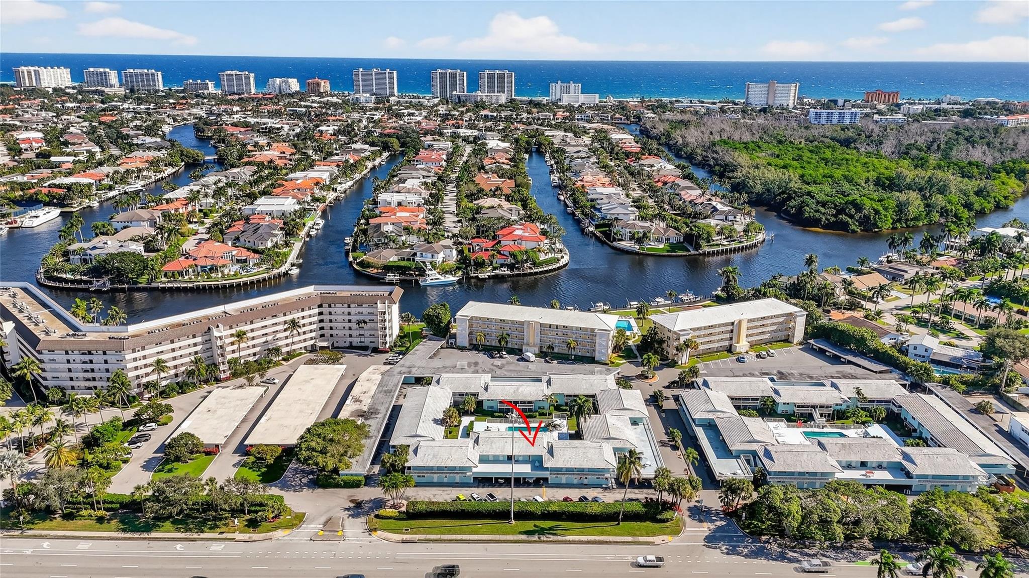 RIVER HOUSE GARDENS CONDO - Residential