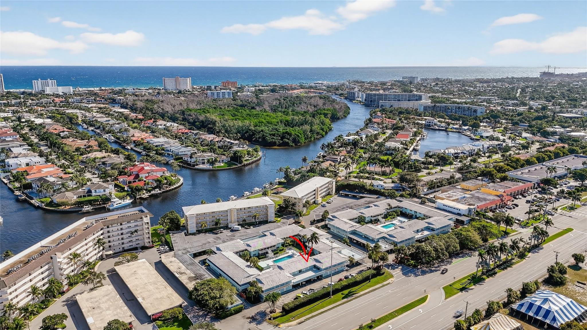 RIVER HOUSE GARDENS CONDO - Residential