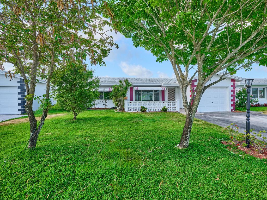 Photo of 110 NW 31st Court, Pompano Beach, FL 33064 (MLS # R11086224)