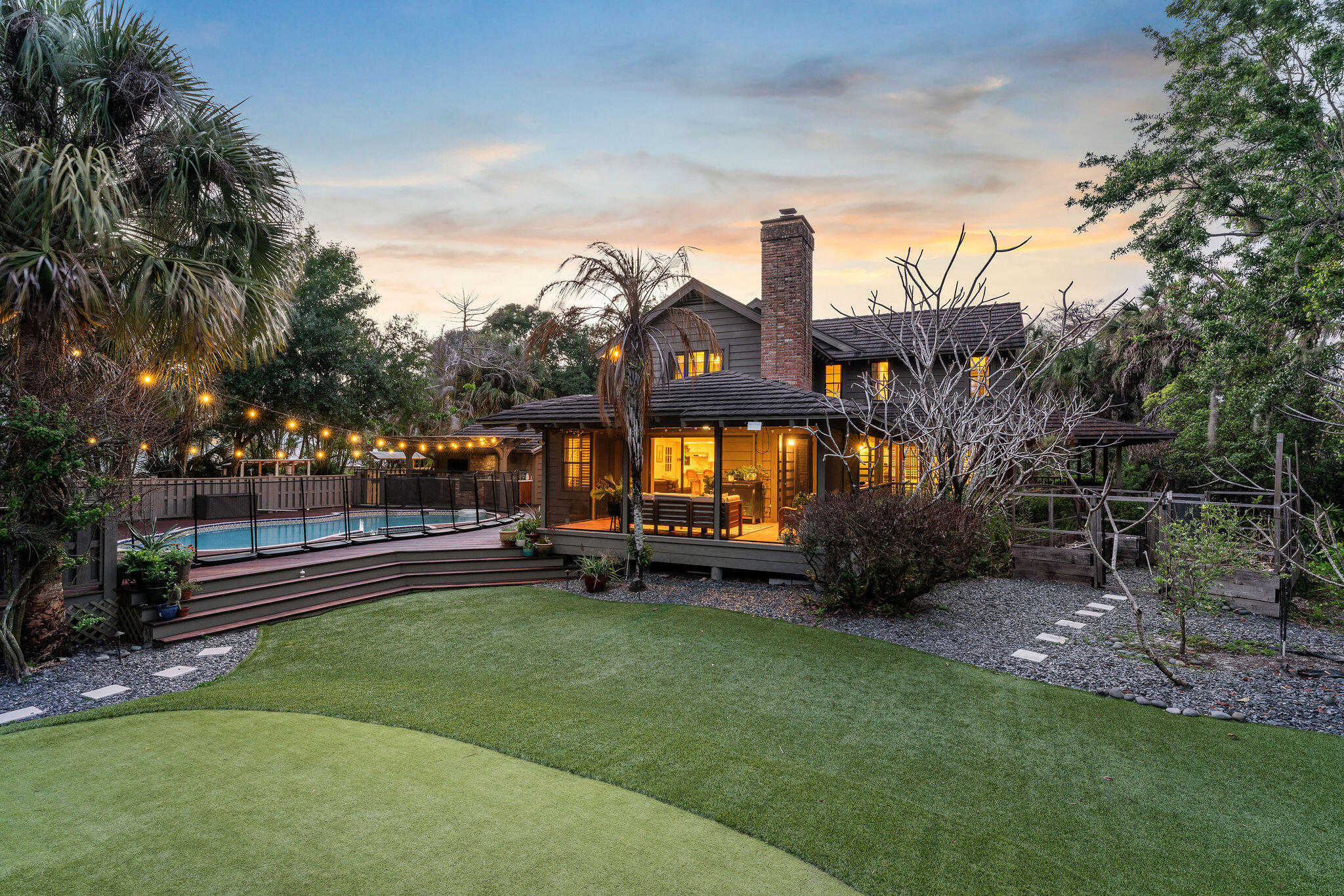 1850 SW Crane Creek Avenue