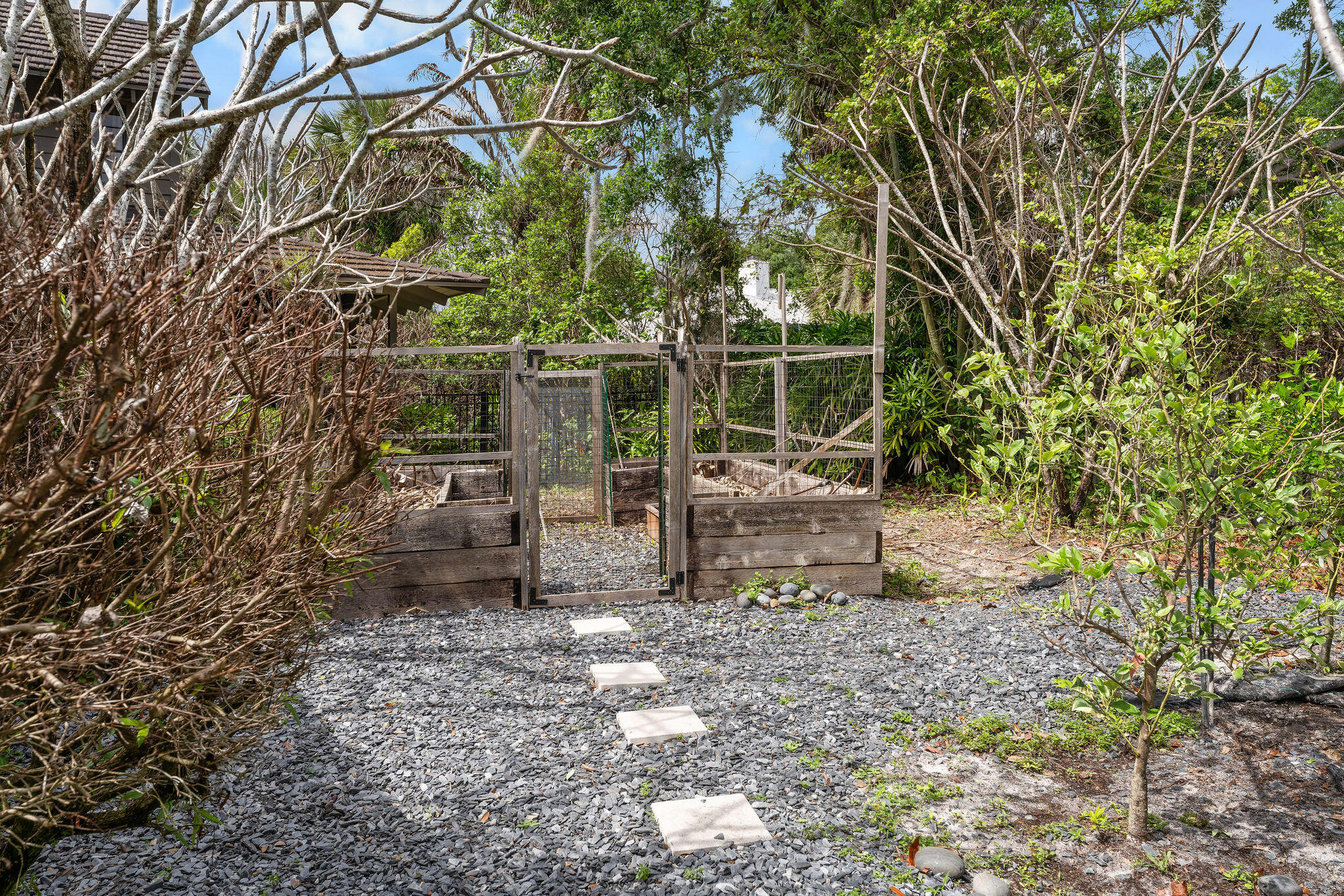 CRANE CREEK COUNTRY CLUB - Residential