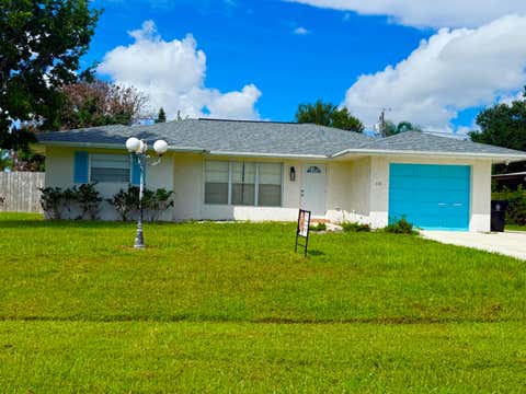 Photo of 722 SE Arton Lane, Port Saint Lucie, FL 34983 (MLS # B26064830)