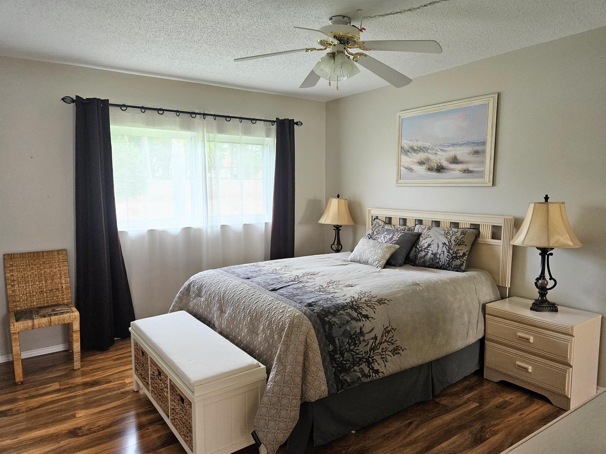 CRESTHAVEN VILLAS CONDO 2 - Residential