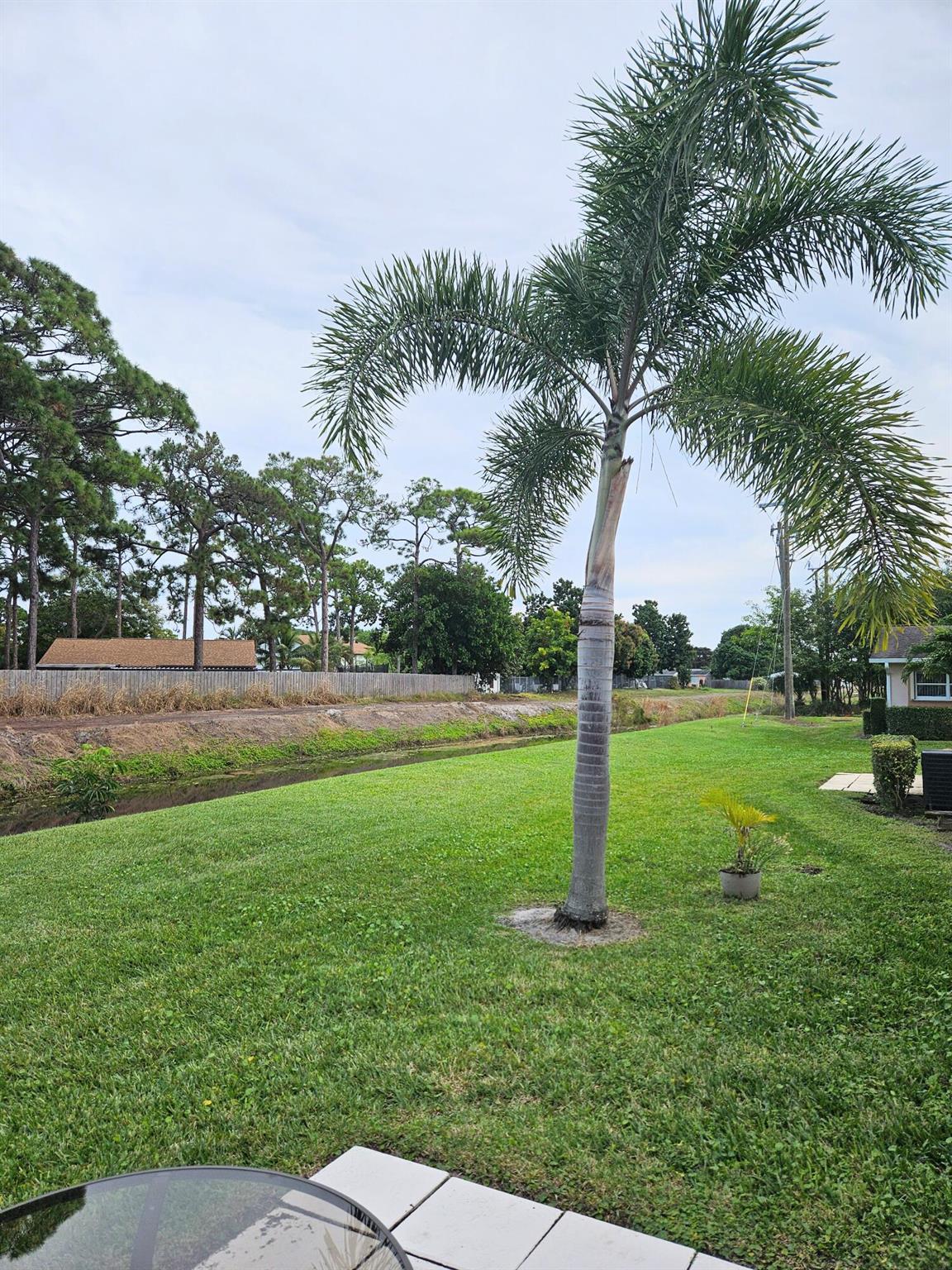 CRESTHAVEN VILLAS CONDO 2 - Residential