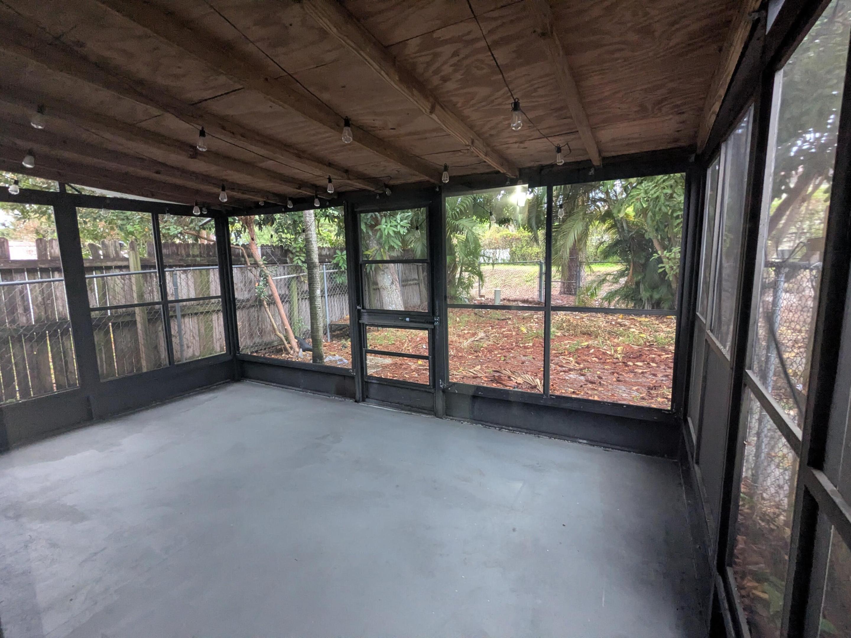 VILLA DEL TRIO - Residential