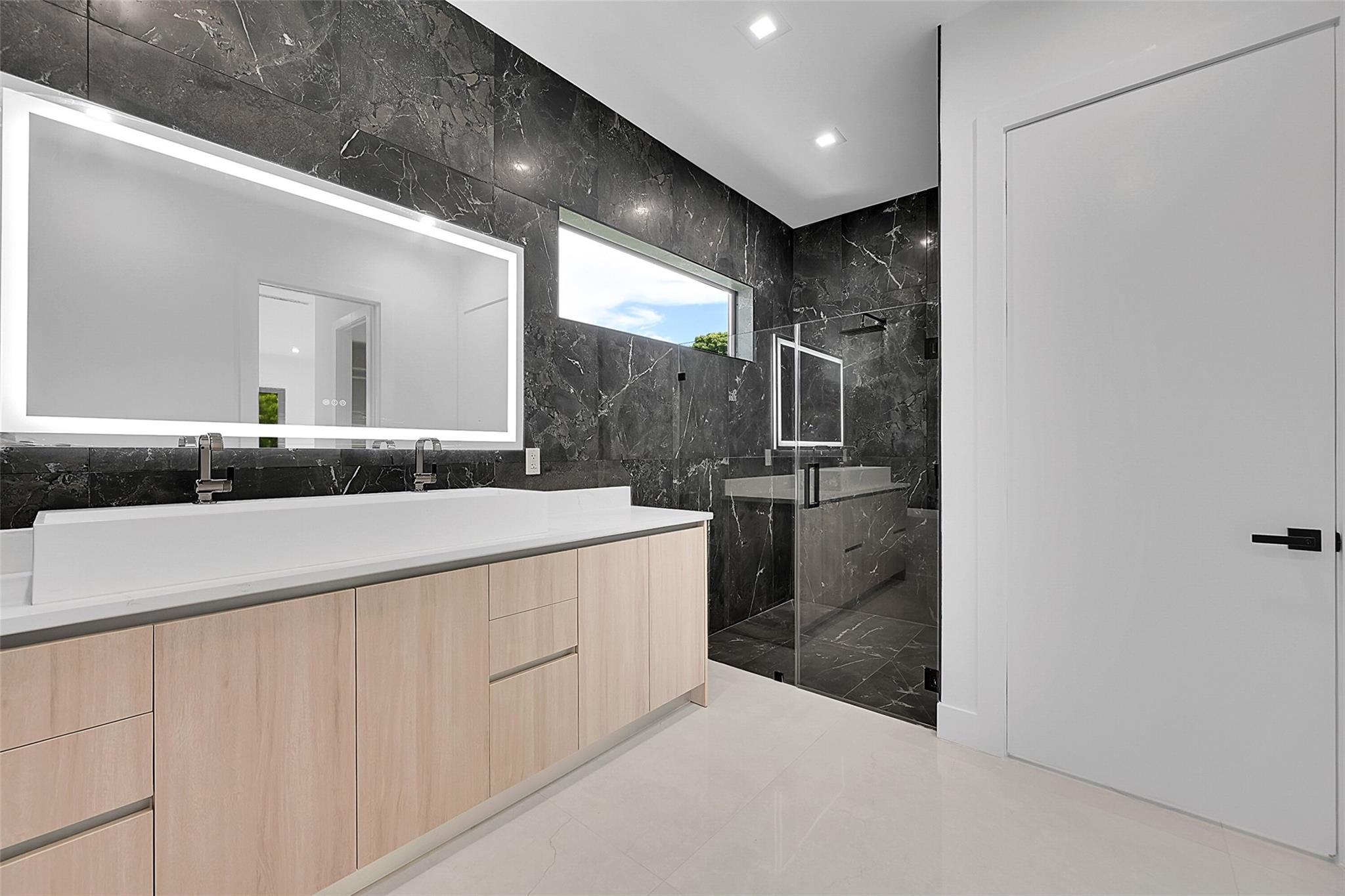 Curva Del Rio Add 35-44 B - Residential