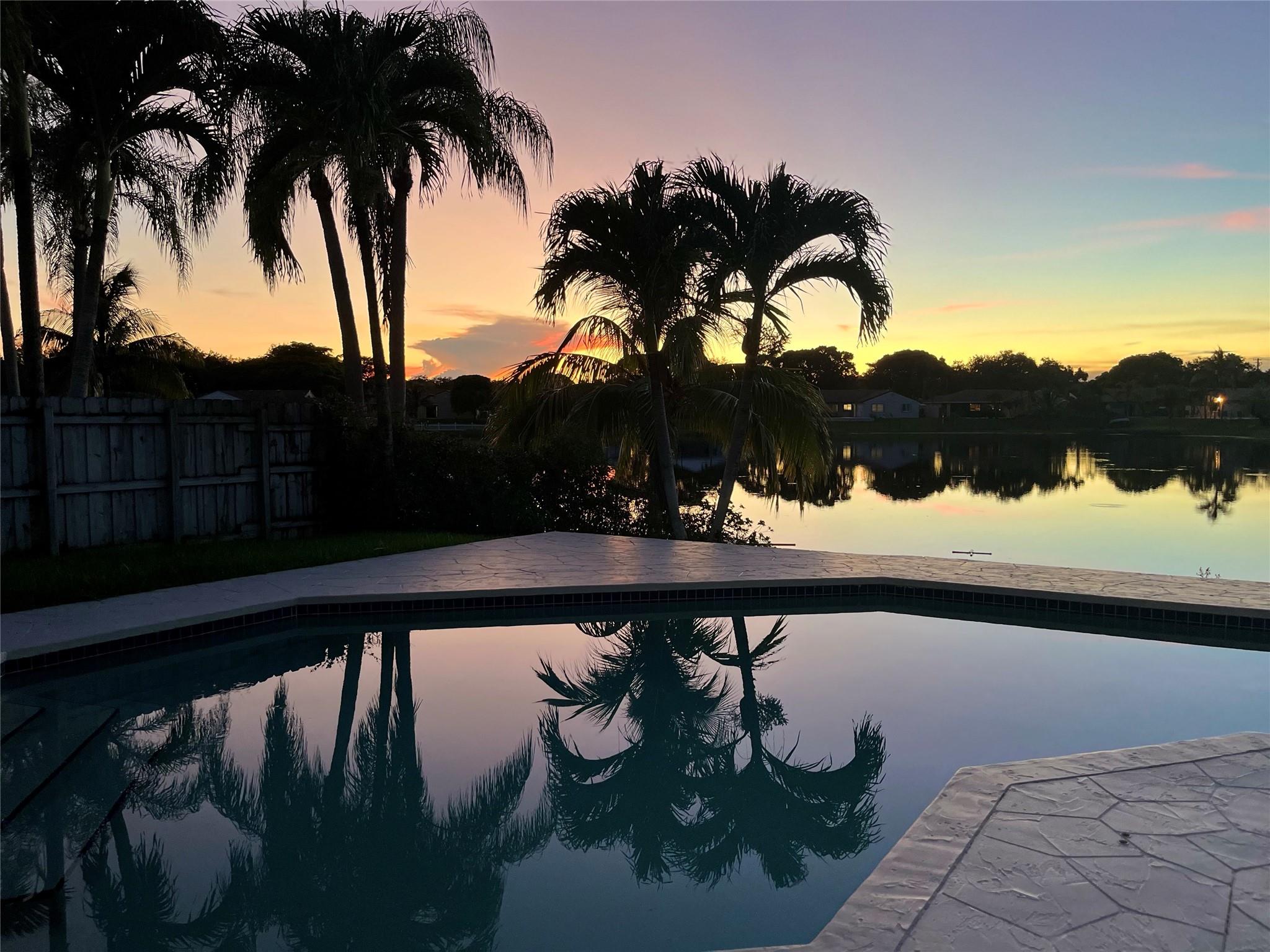 FLAMINGO GARDENS-PHASE TW - Residential