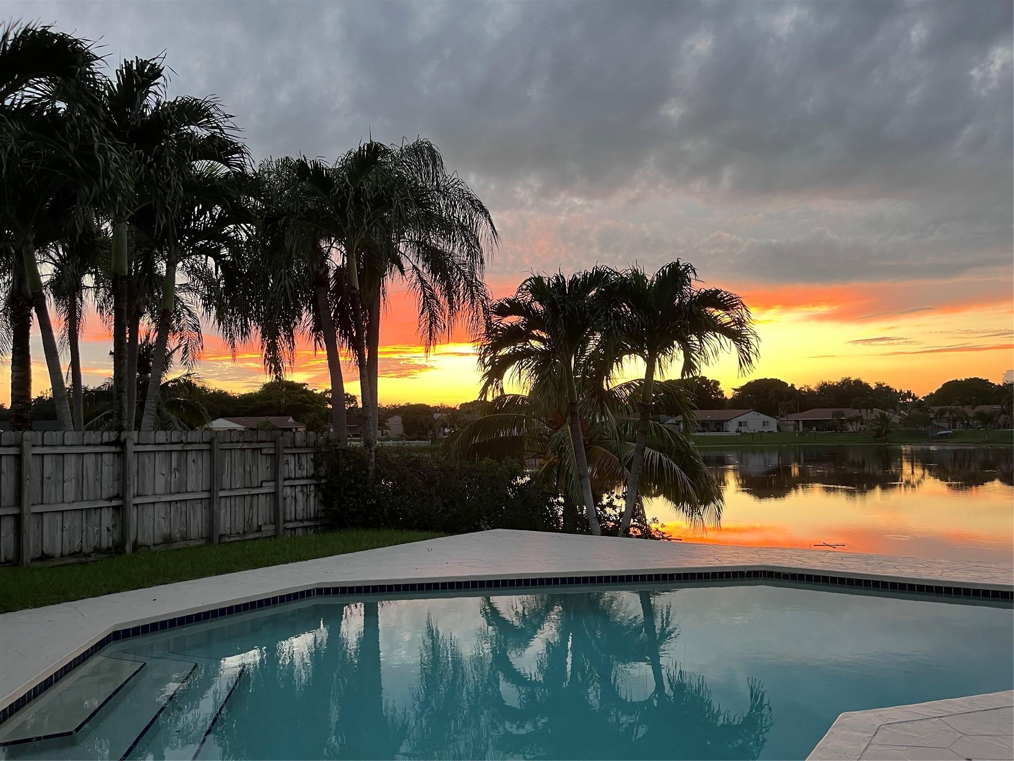 FLAMINGO GARDENS-PHASE TW - Residential