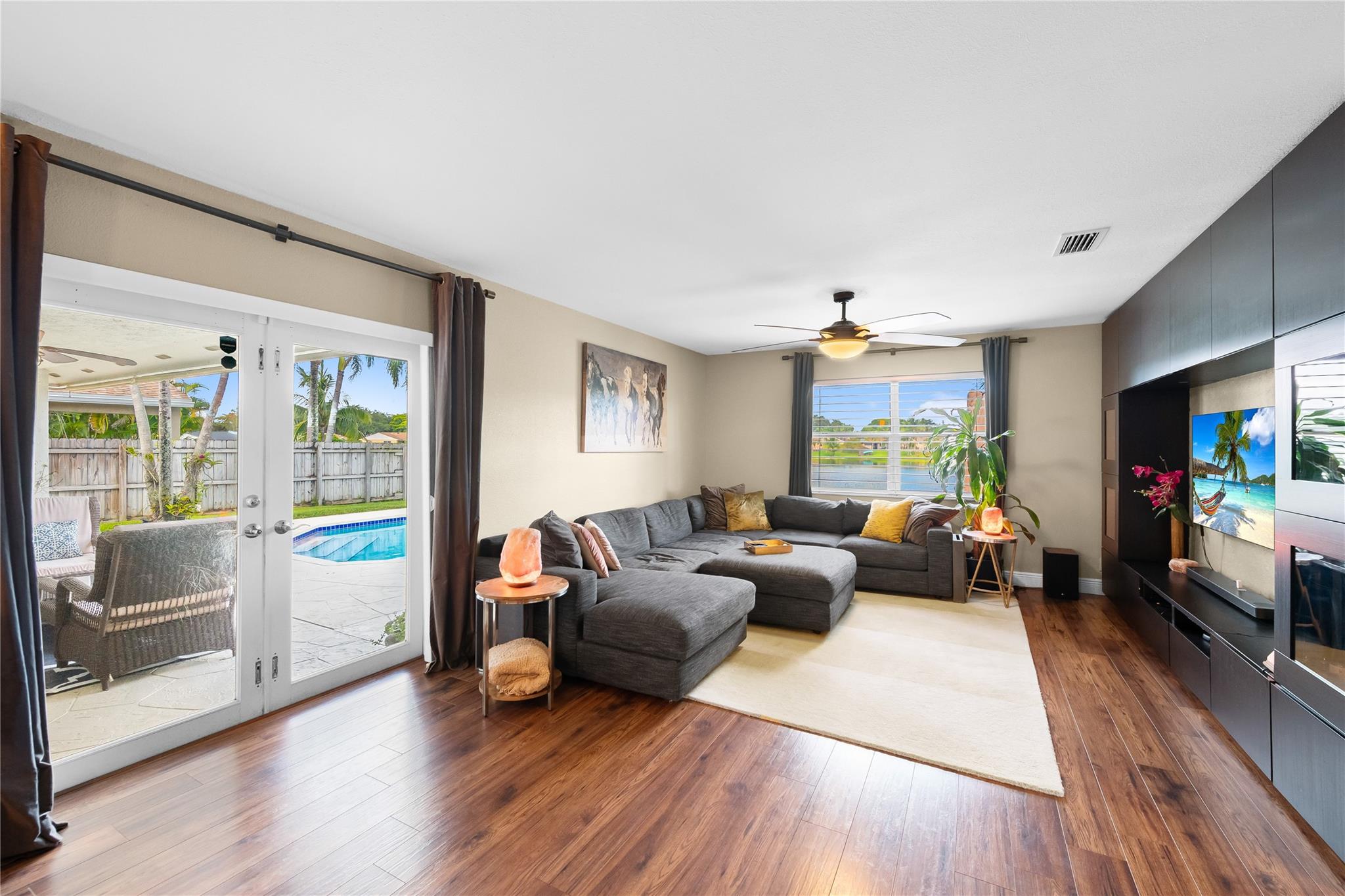 FLAMINGO GARDENS-PHASE TW - Residential