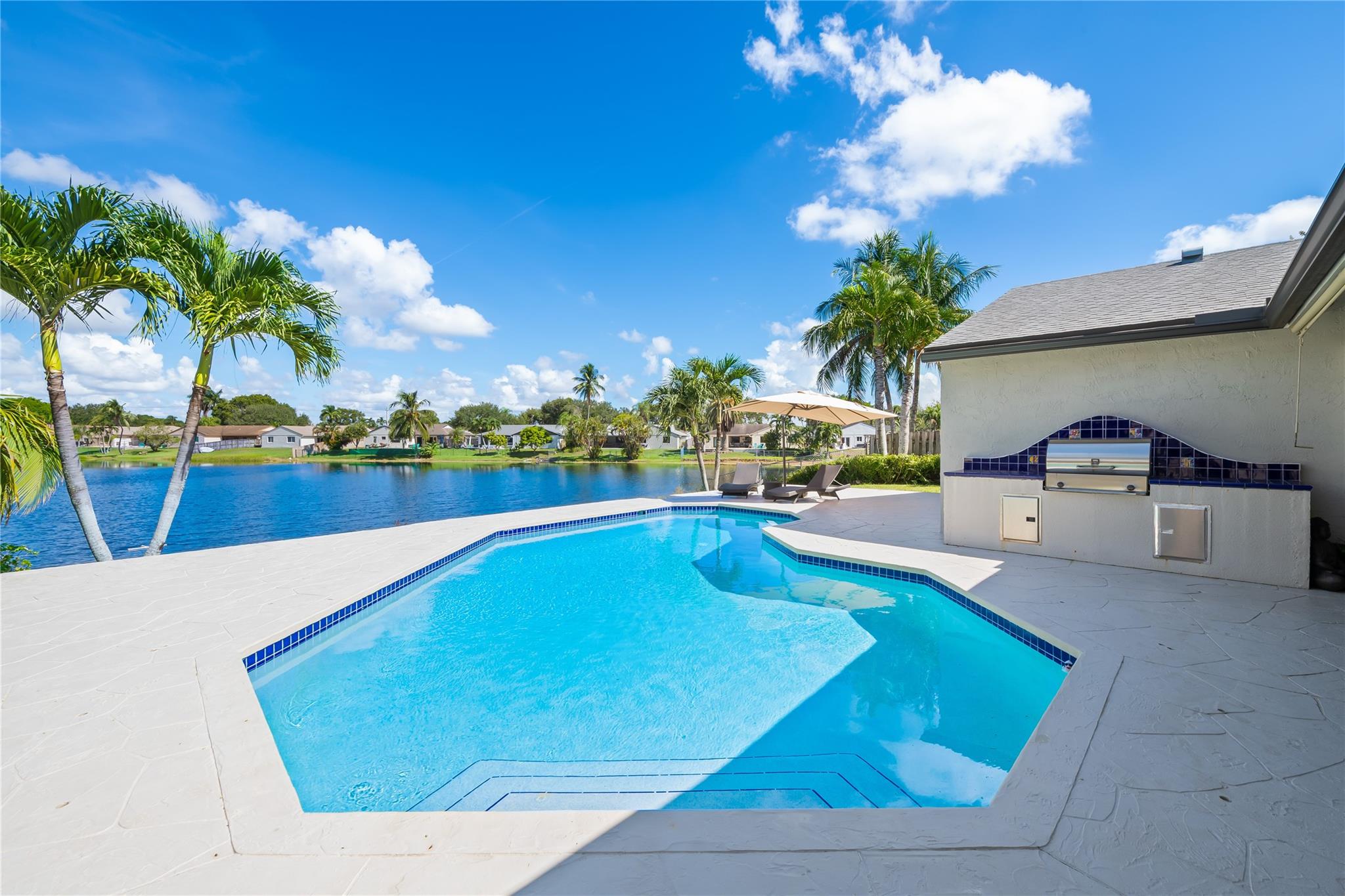 FLAMINGO GARDENS-PHASE TW - Residential