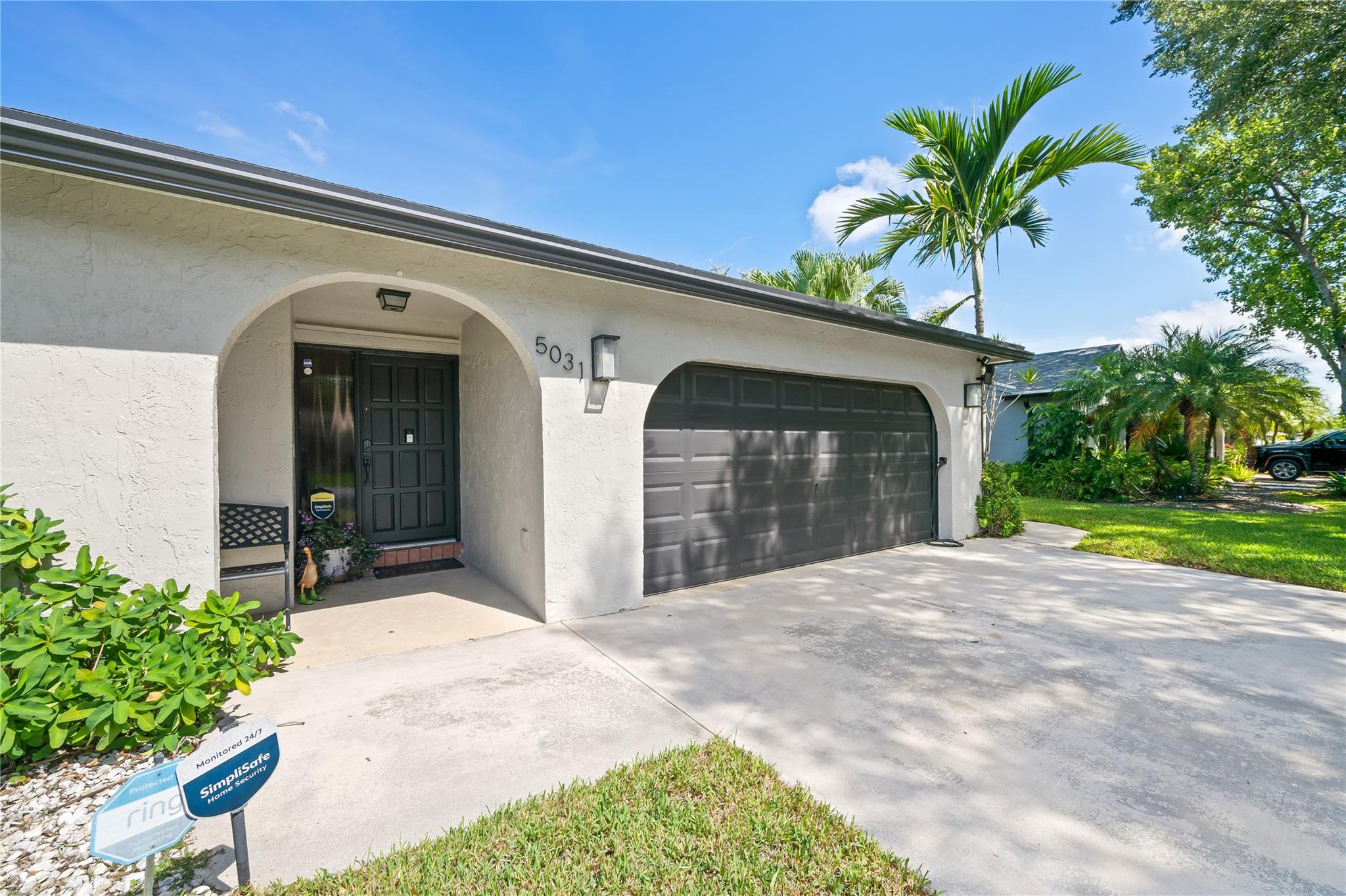 FLAMINGO GARDENS-PHASE TW - Residential