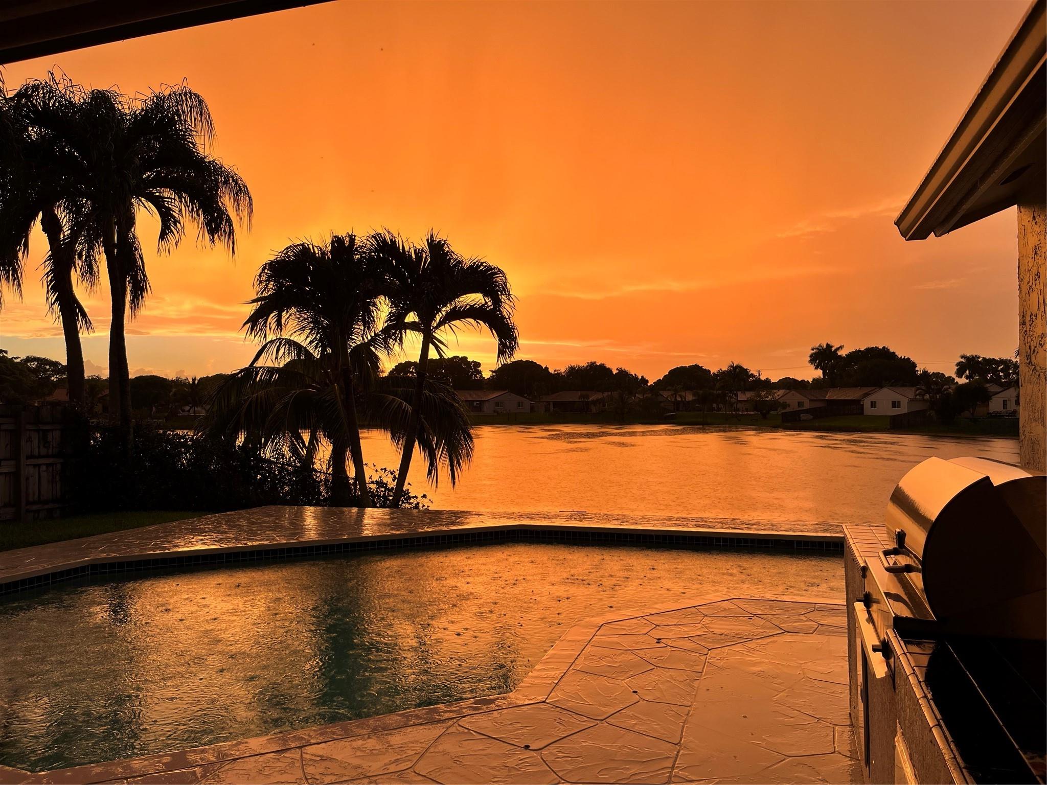 FLAMINGO GARDENS-PHASE TW - Residential