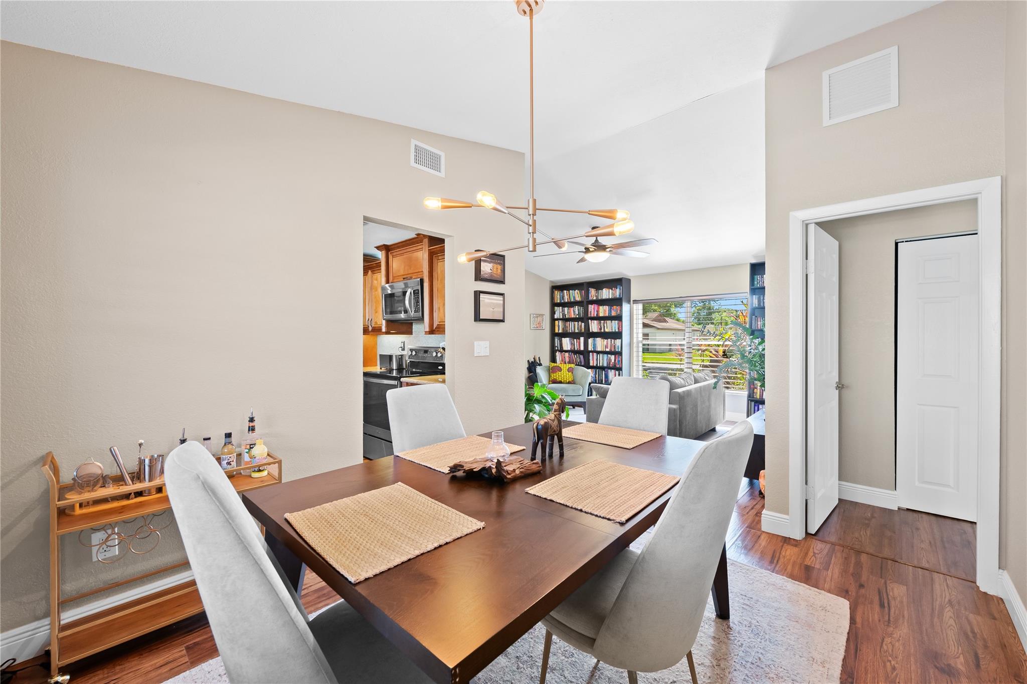 FLAMINGO GARDENS-PHASE TW - Residential