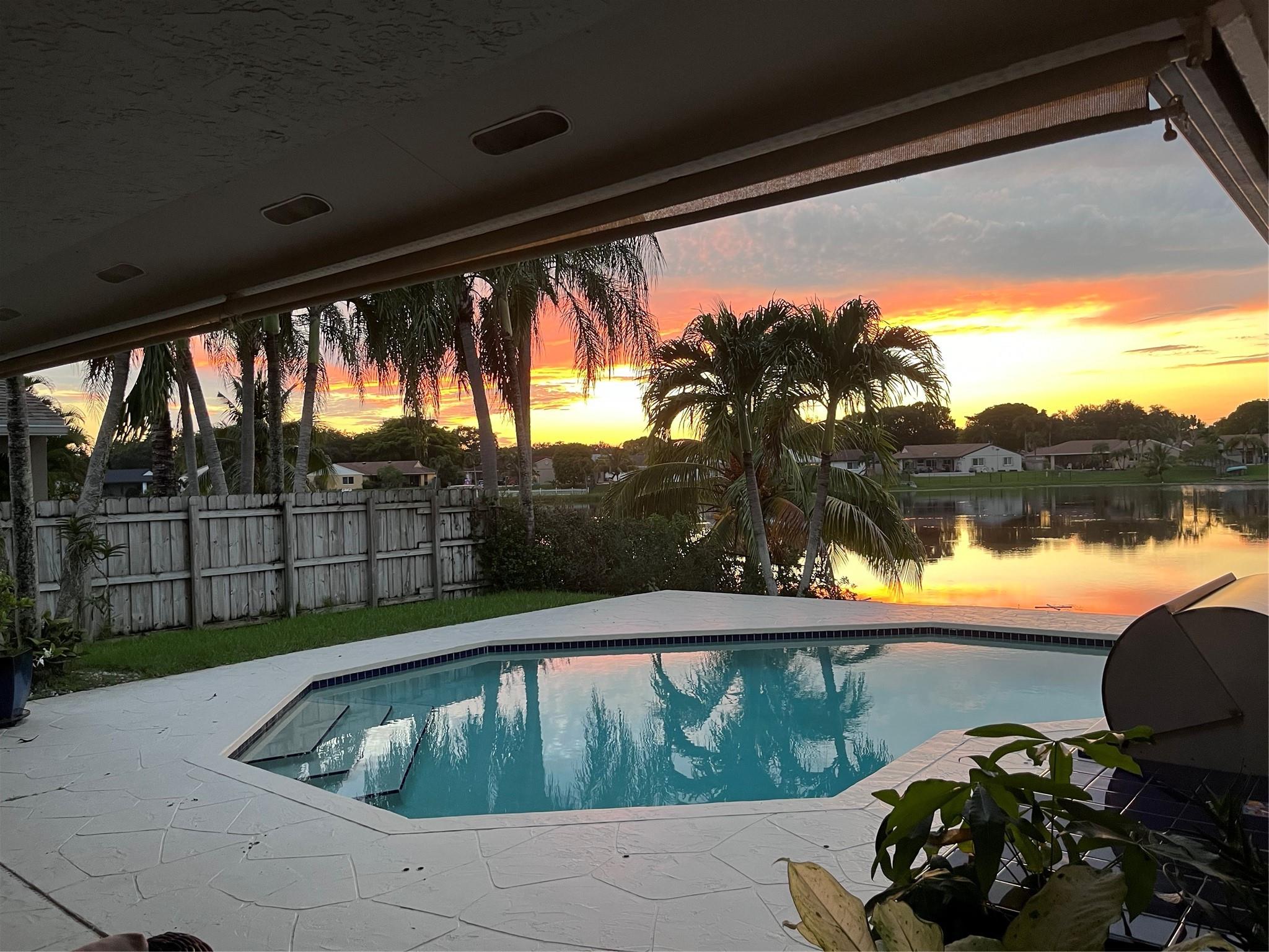 FLAMINGO GARDENS-PHASE TW - Residential