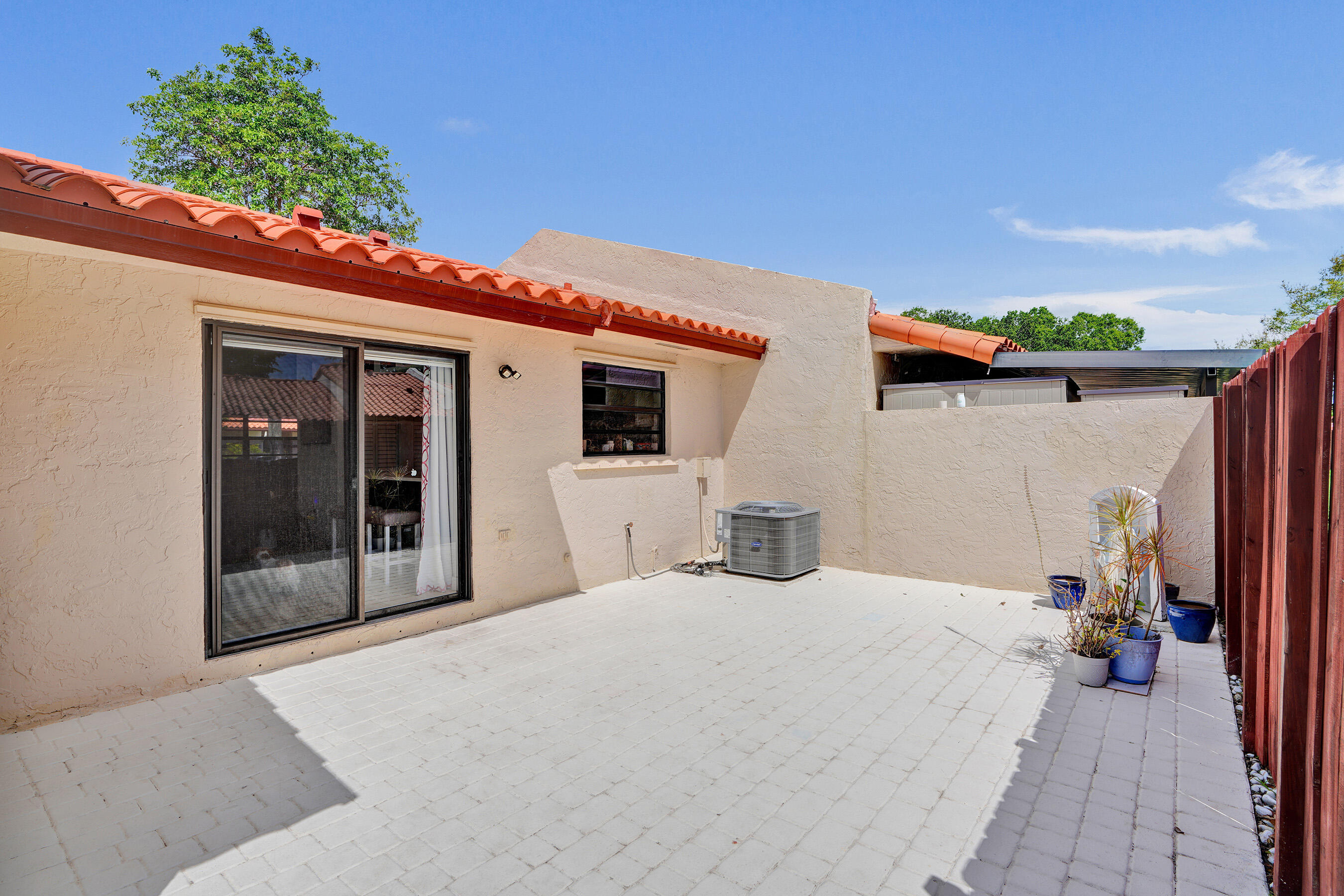 FOREST LAKE - Residential