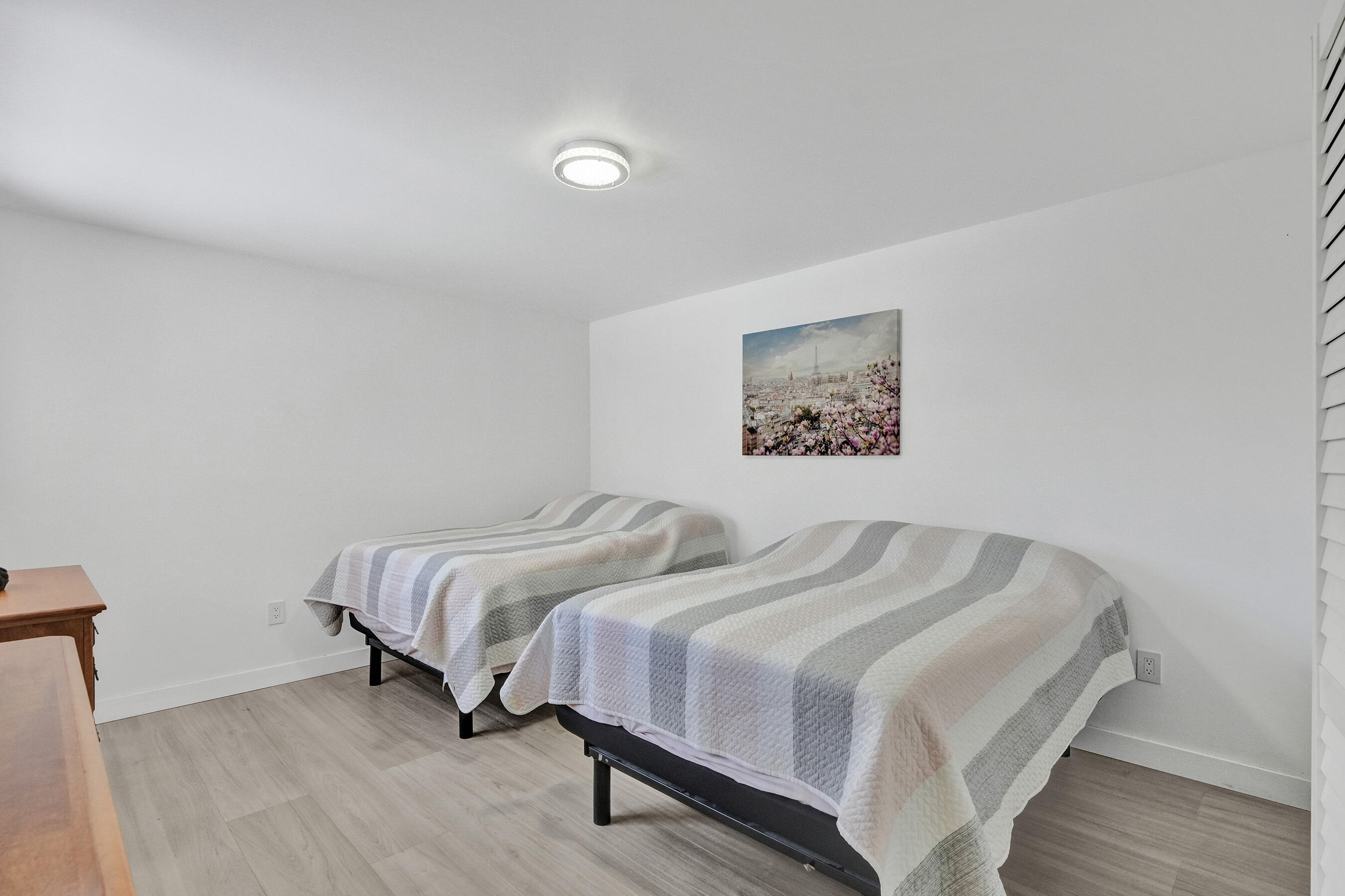 FOREST LAKE - Residential