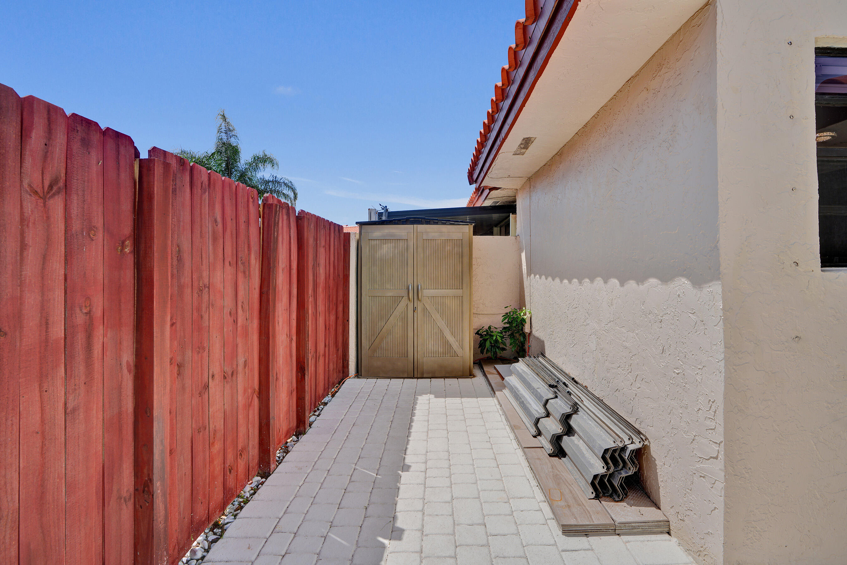 FOREST LAKE - Residential