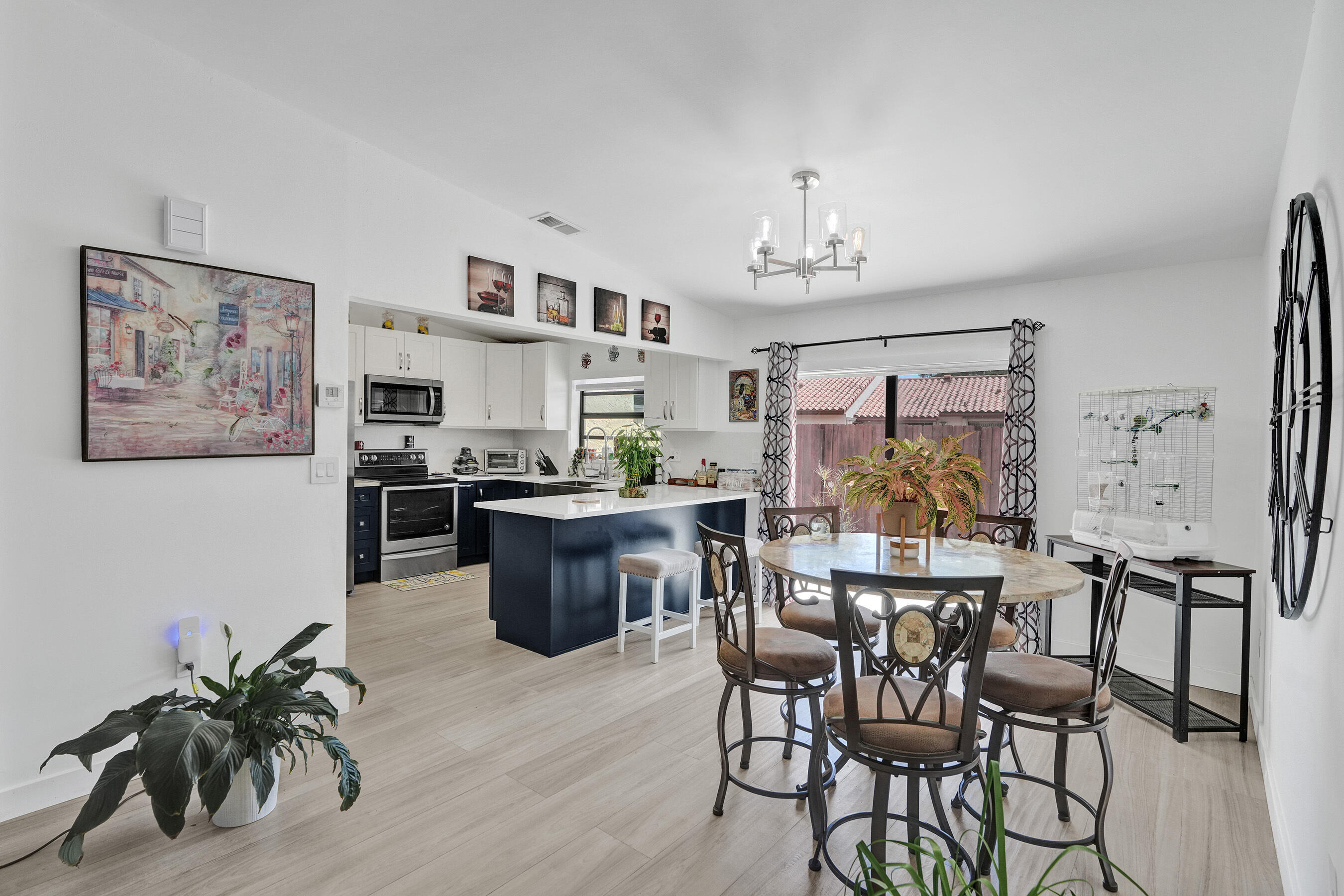 FOREST LAKE - Residential