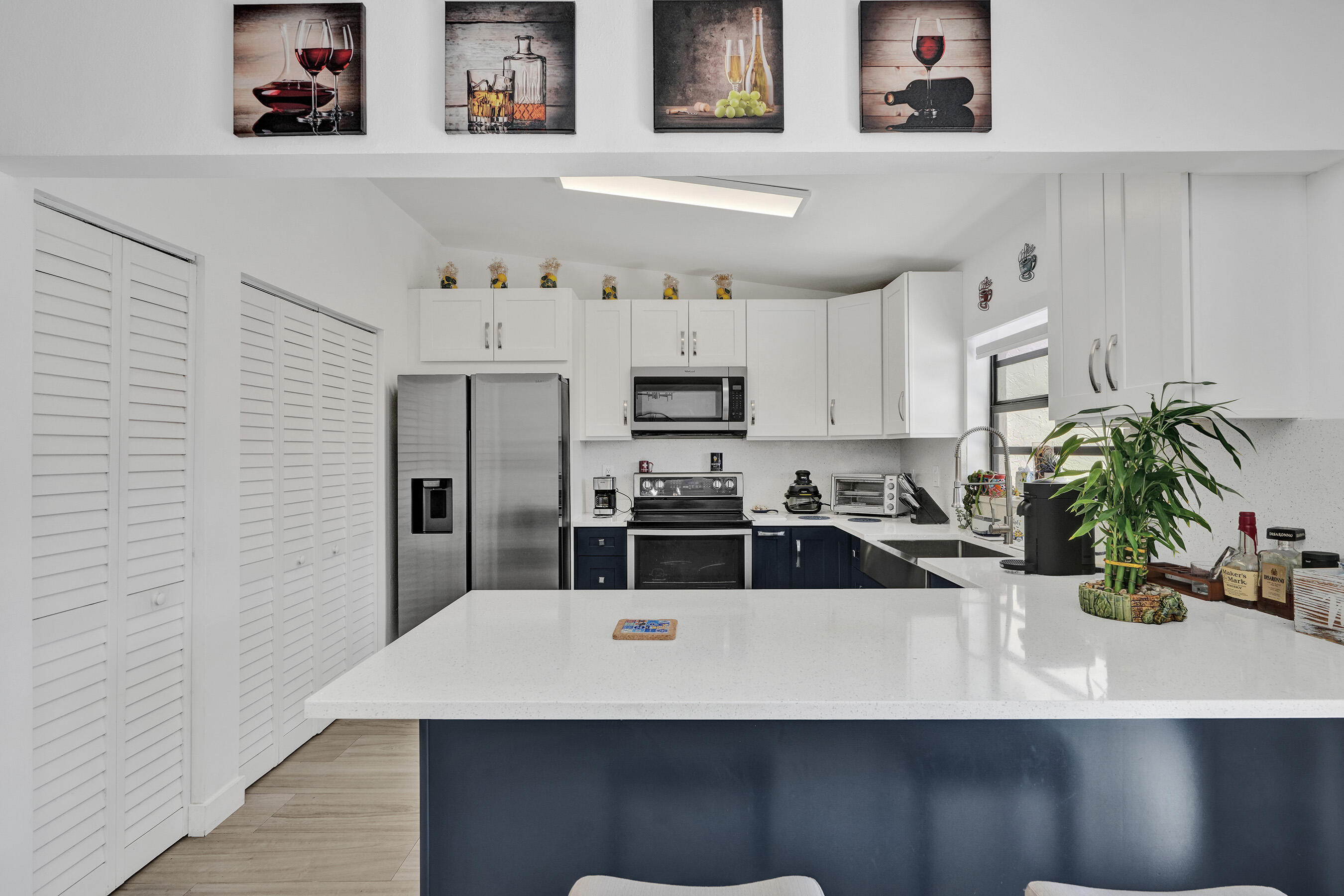 FOREST LAKE - Residential