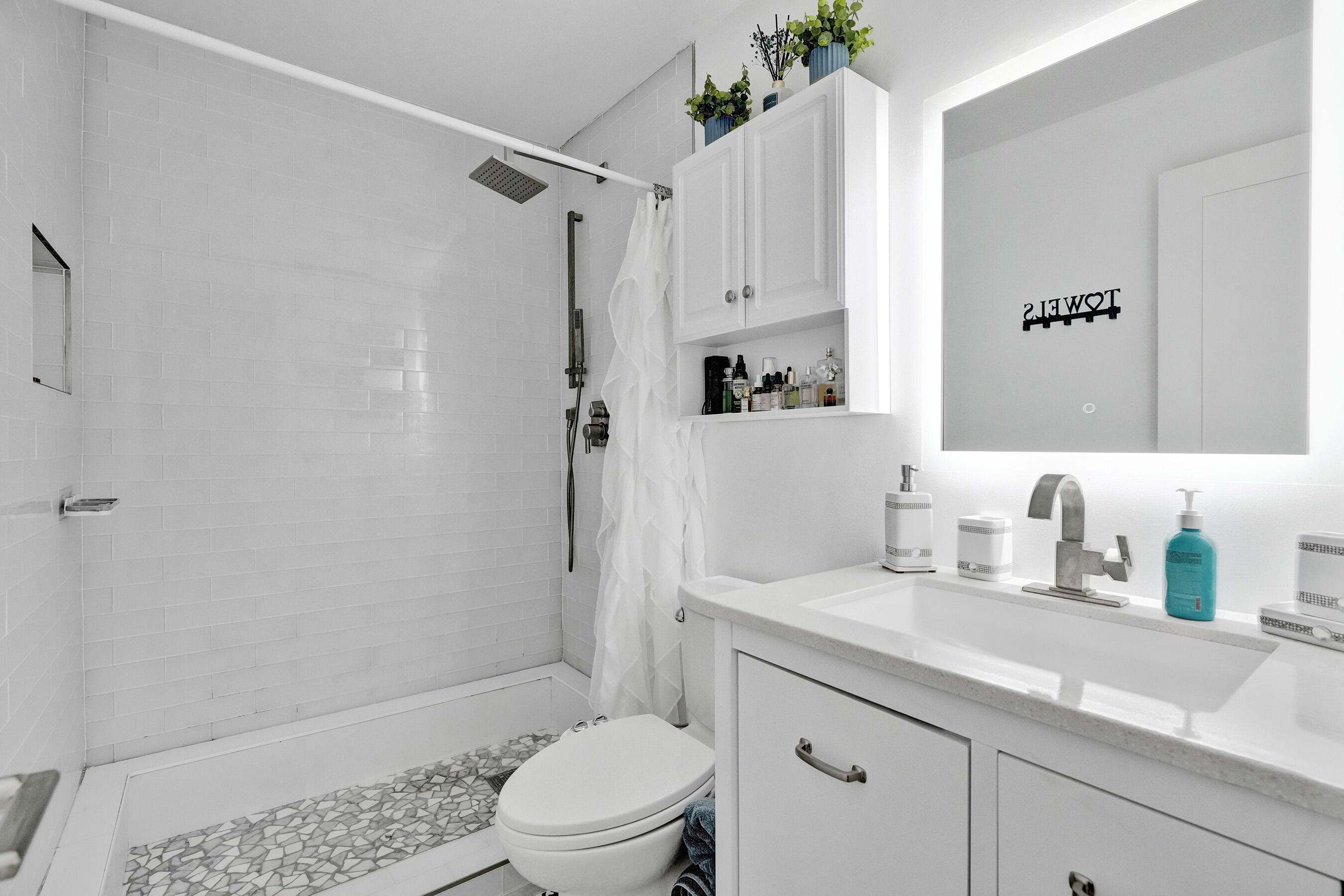 FOREST LAKE - Residential