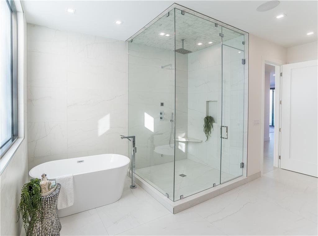 LAUDERDALE HARBORS SEC A - Residential