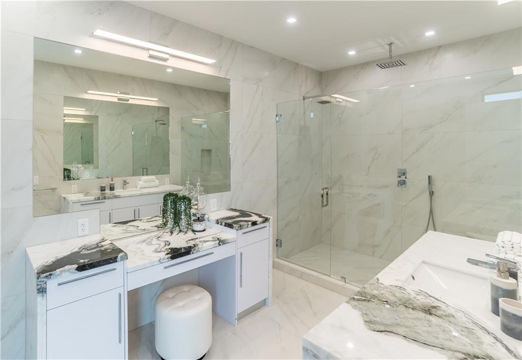 LAUDERDALE HARBORS SEC A - Residential