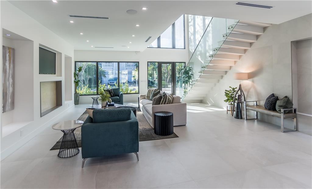 LAUDERDALE HARBORS SEC A - Residential