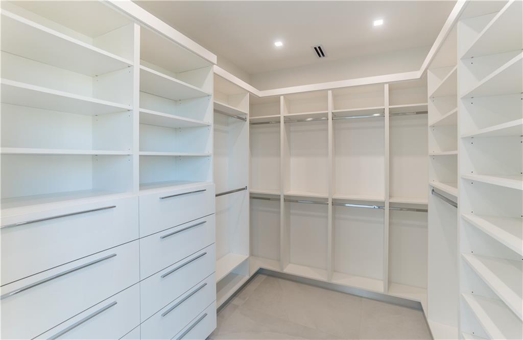 LAUDERDALE HARBORS SEC A - Residential