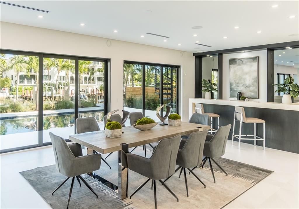 LAUDERDALE HARBORS SEC A - Residential