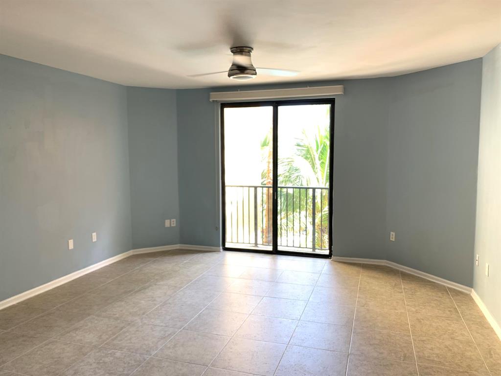 COURTYARDS IN CITYPLACE CONDO - Residential