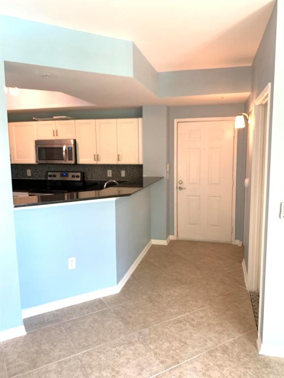 COURTYARDS IN CITYPLACE CONDO - Residential