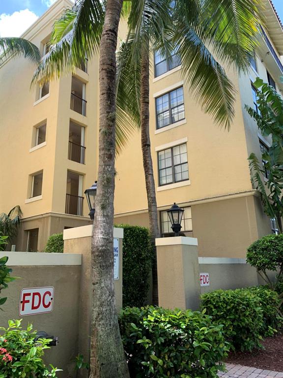 COURTYARDS IN CITYPLACE CONDO - Residential