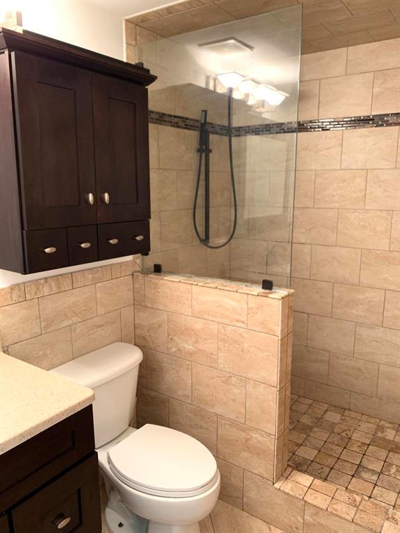 COURTYARDS IN CITYPLACE CONDO - Residential