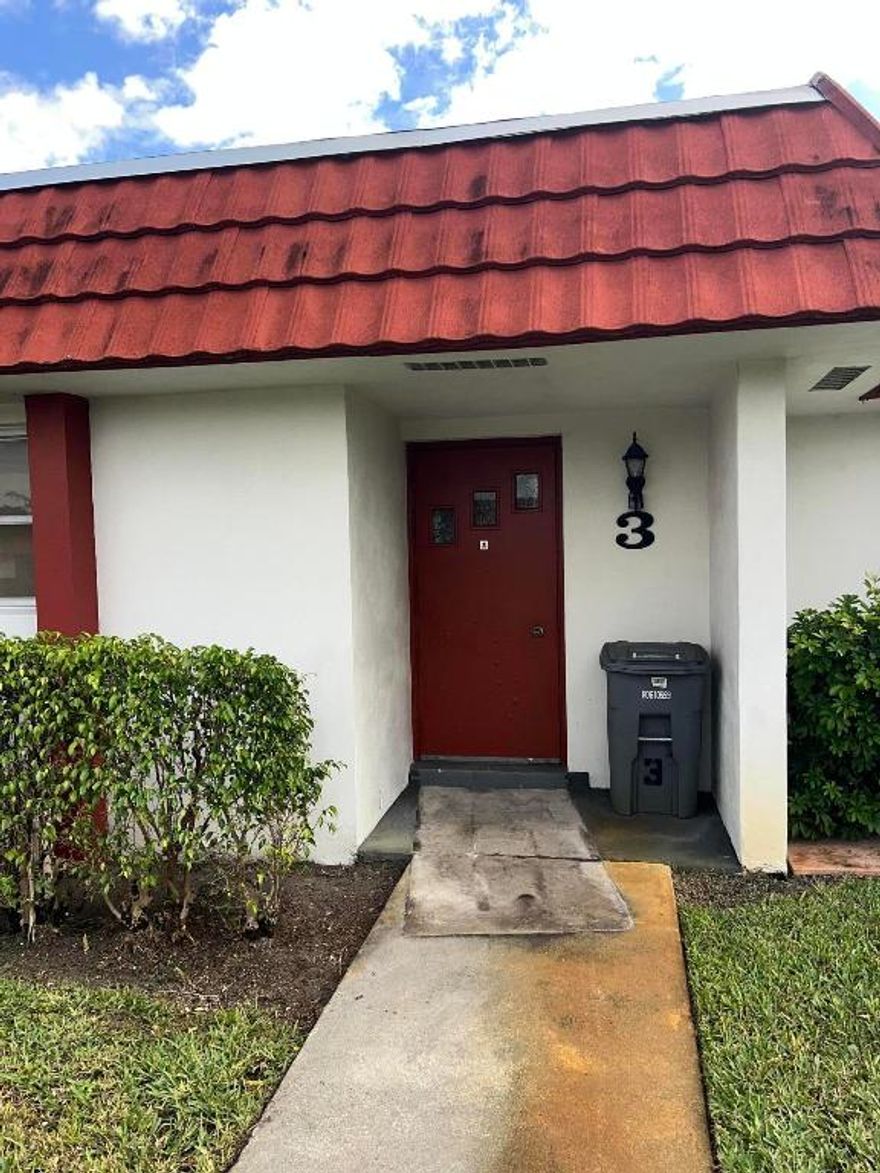 Fantastic Investment opportunity to make this your own residence. 2 parking spots in front of the residence. Across from the amenities, clubhouse, pool, shuffleboard & Tennis. Storm Roll down shutters,