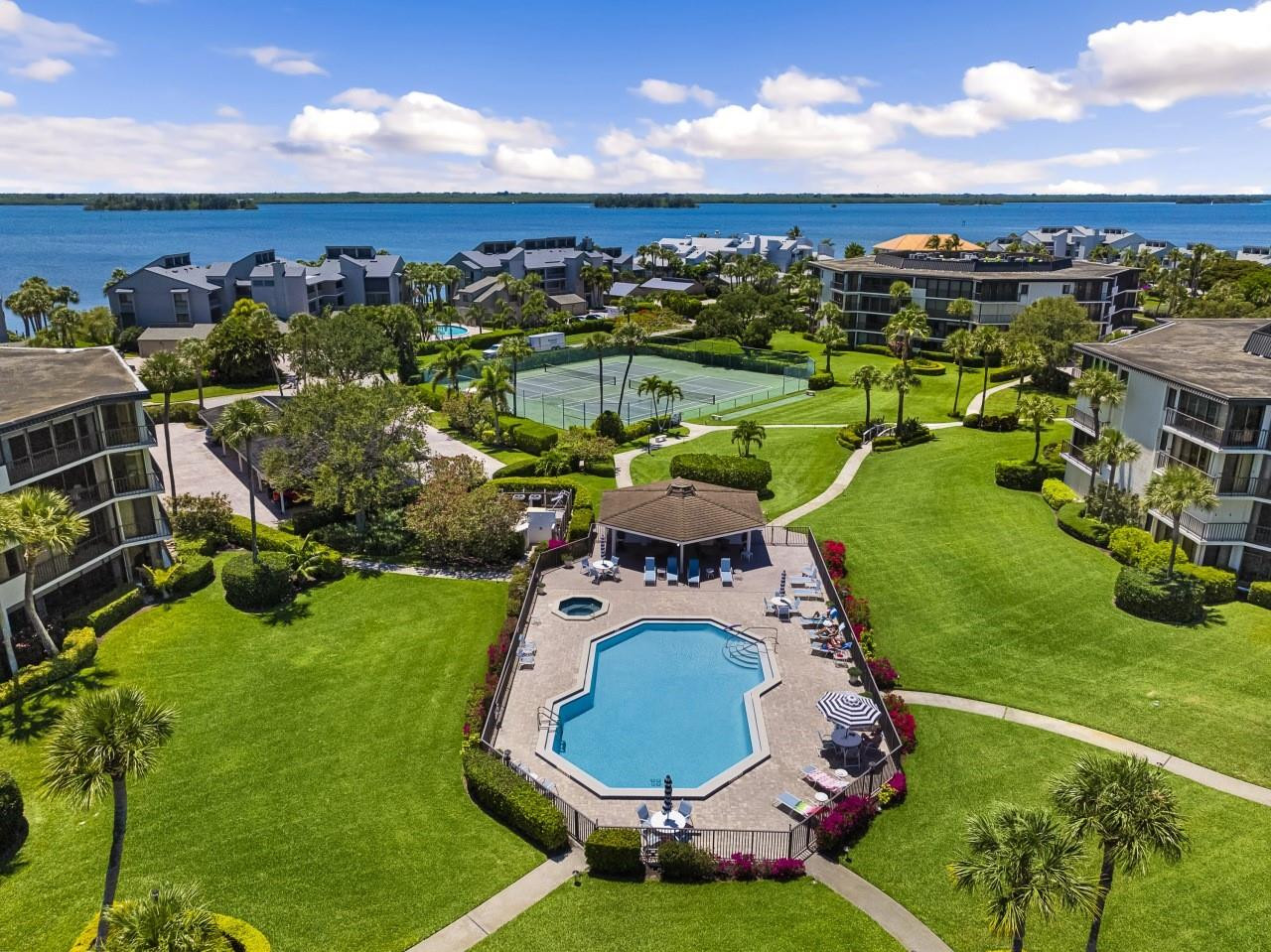 Harbour Side West - Residential Lease