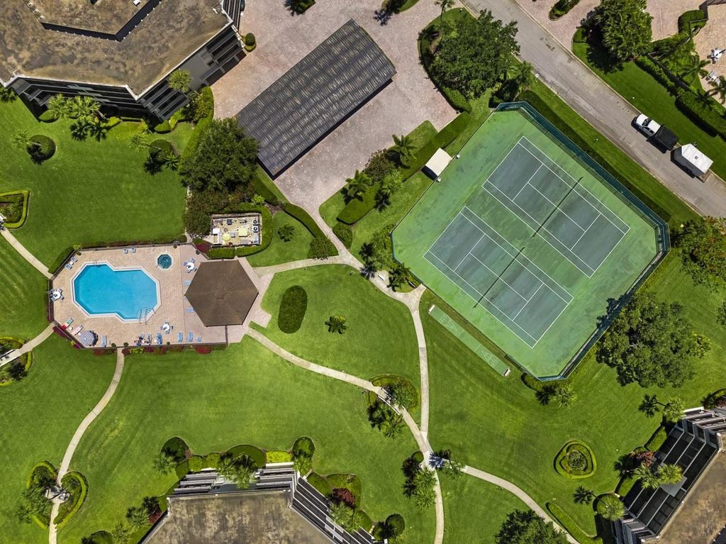 Photo of 1815 Mooringline Drive #2E, Vero Beach, FL 32963 (MLS # F10551125)