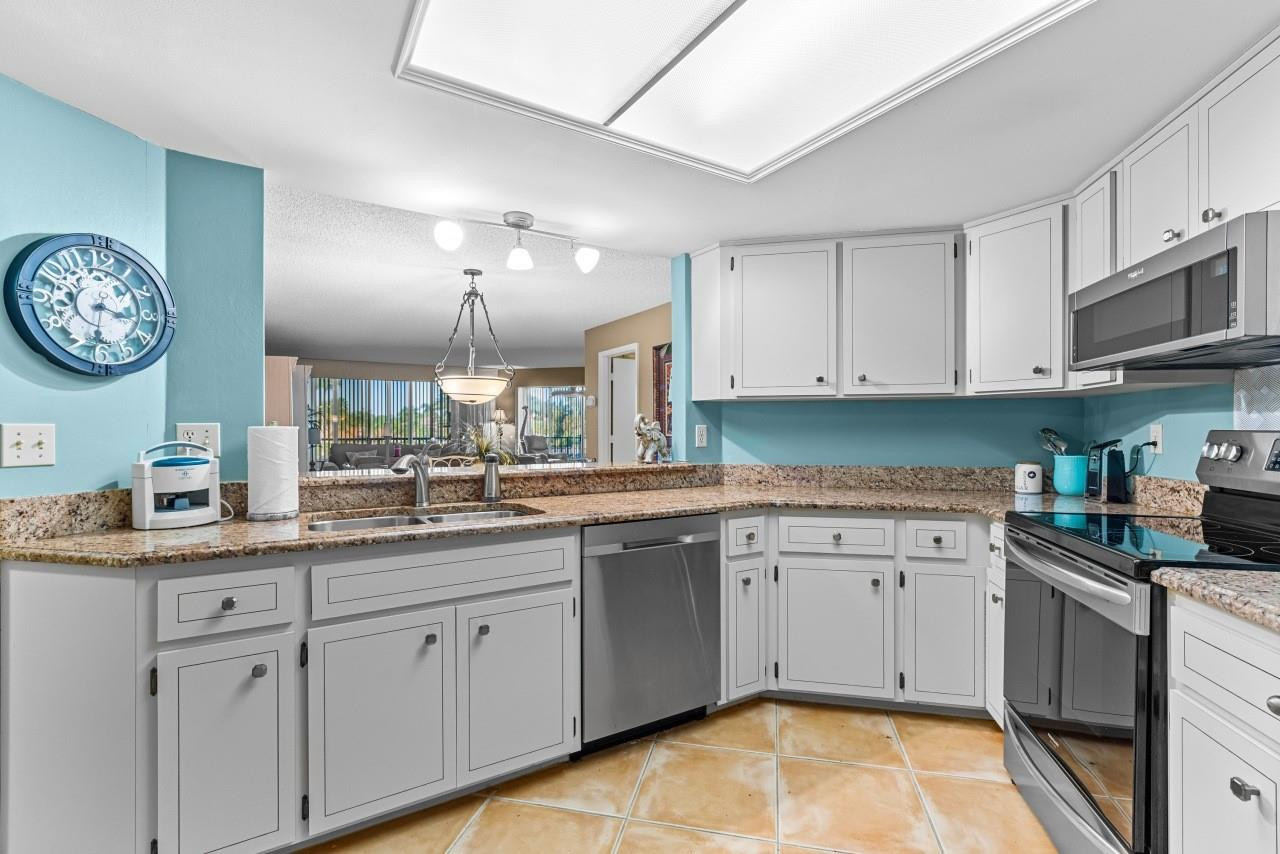 Harbour Side West - Residential Lease