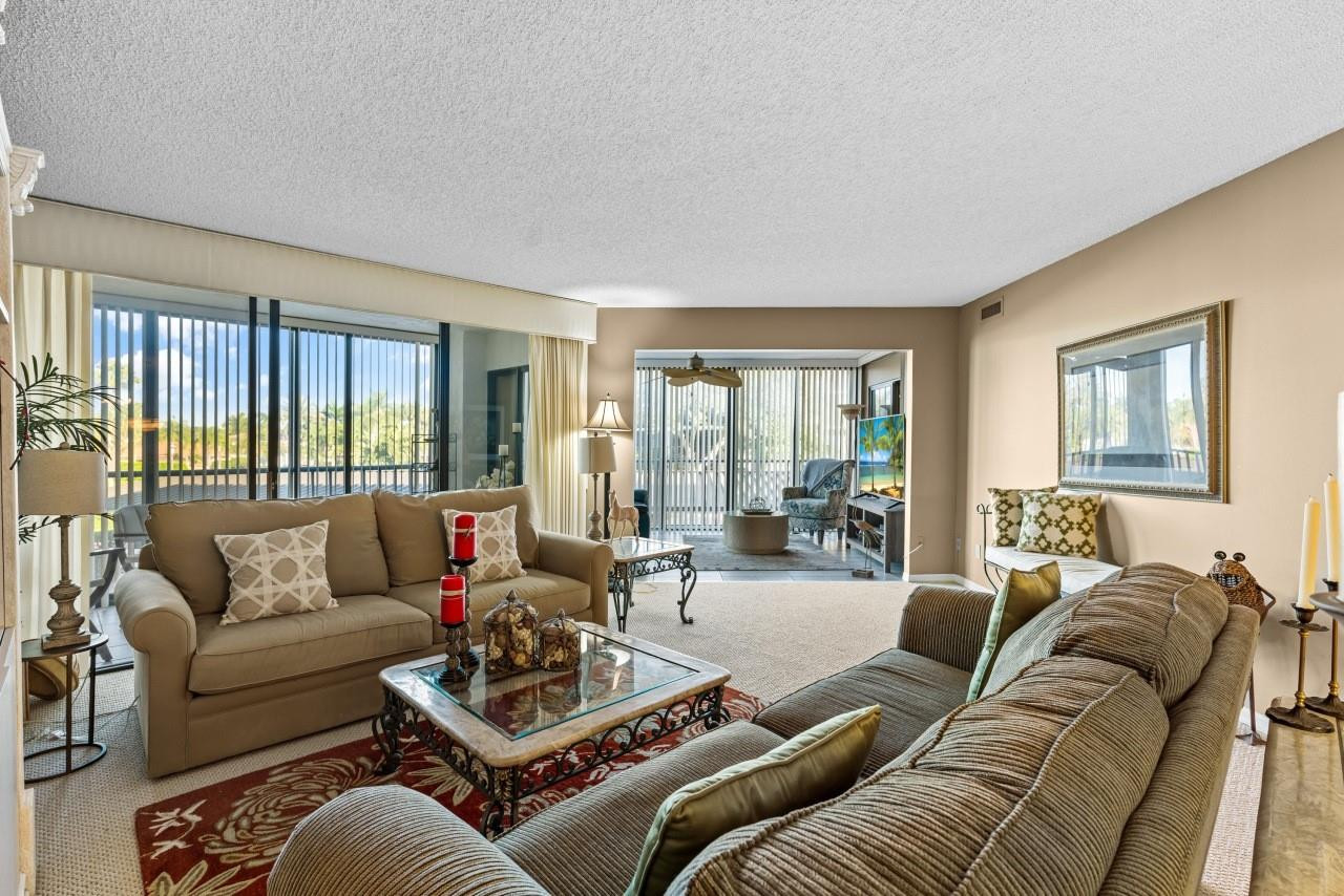 Harbour Side West - Residential Lease