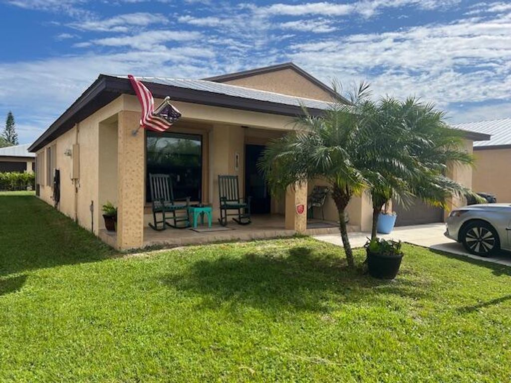 Photo of 8 Grande Vista Way, Port St Lucie, FL 34952 (MLS # R10959474)