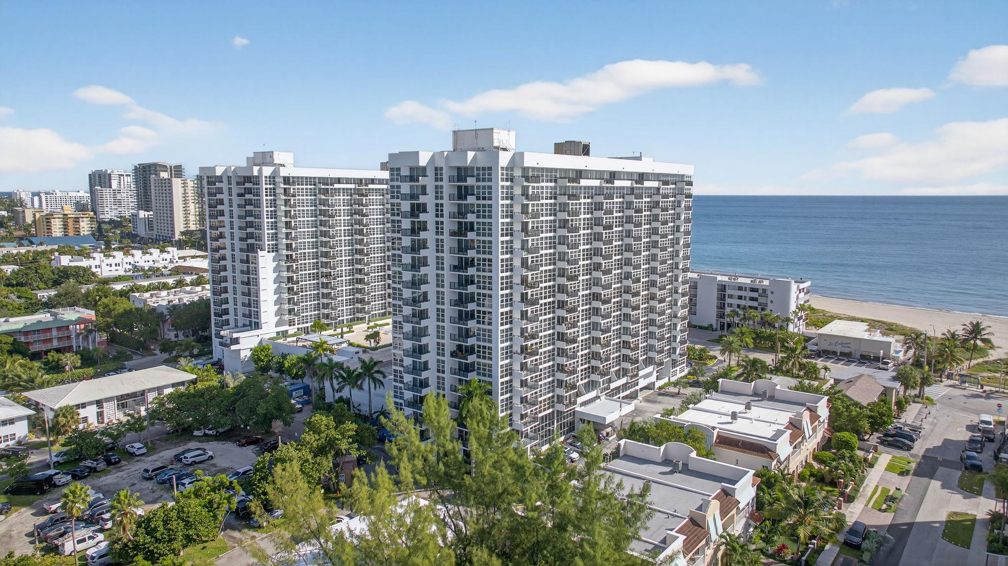 SILVER THATCH ATLANTIC PL - Residential