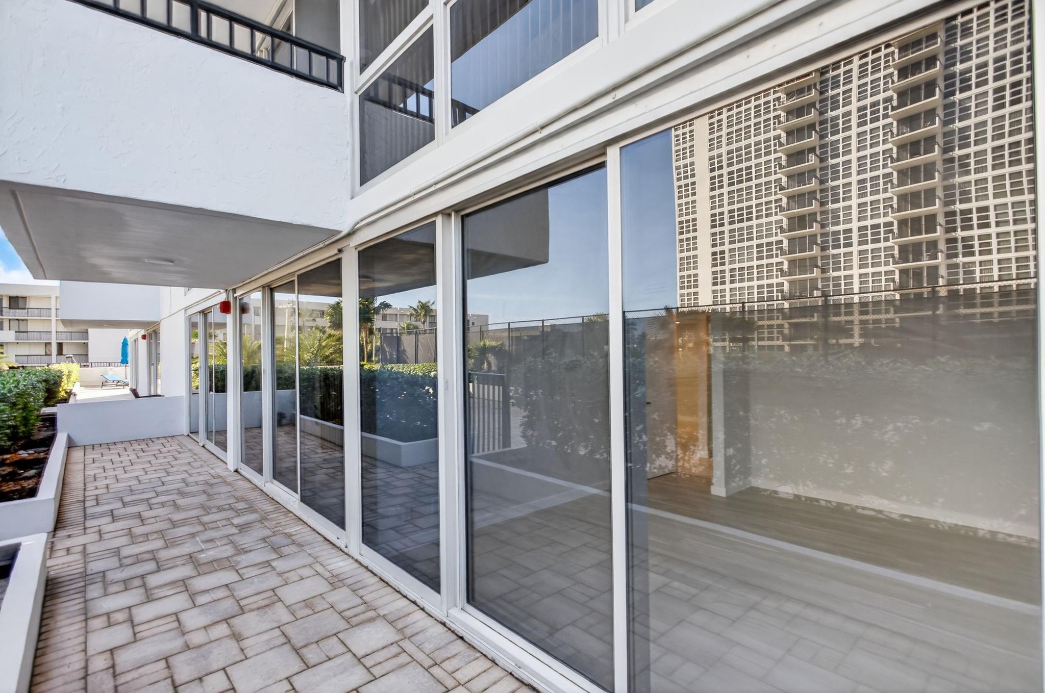 SILVER THATCH ATLANTIC PL - Residential