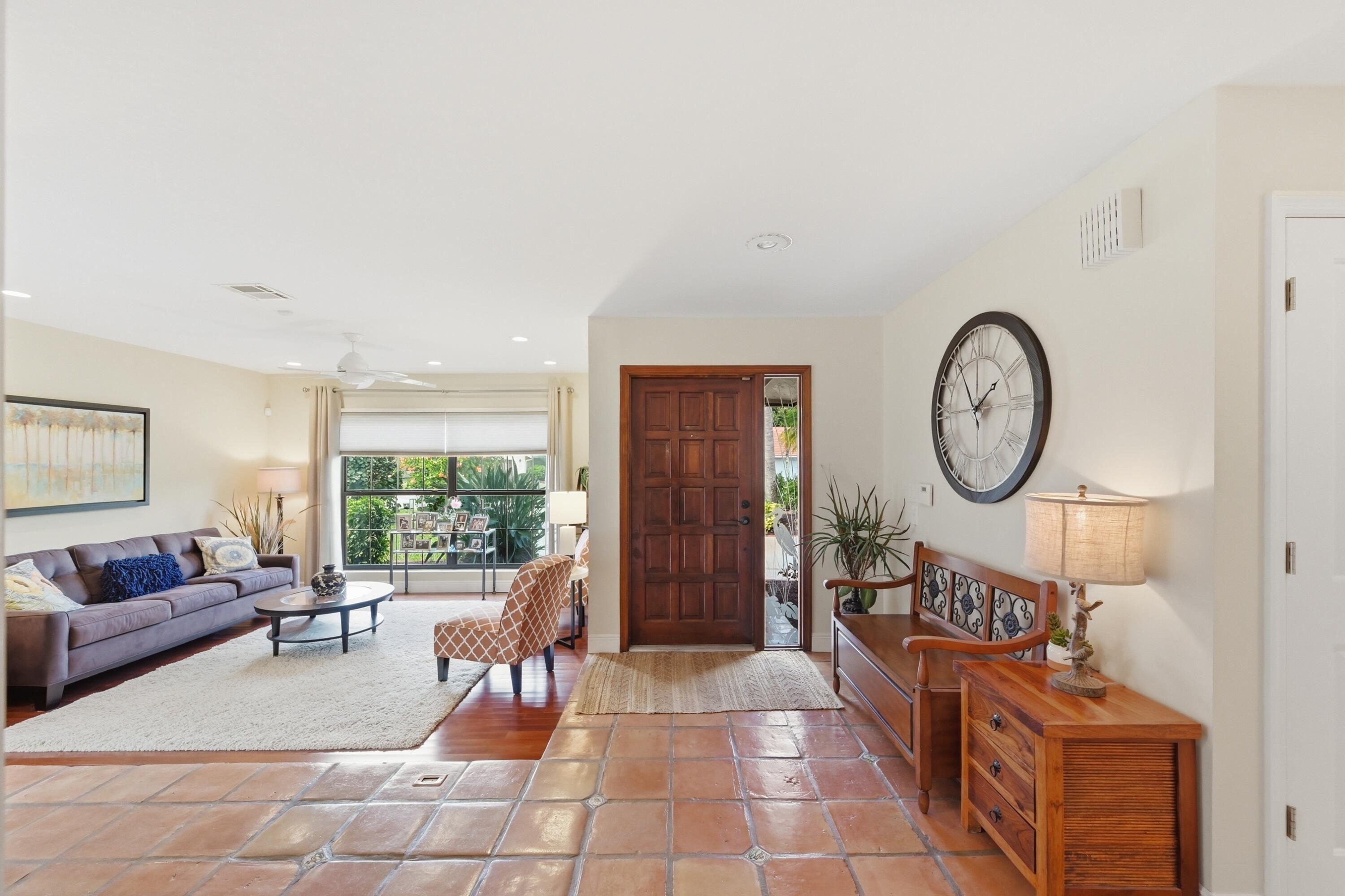 BOCA GREENS 2 - Residential