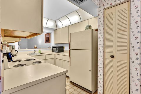 Tiny photo for 3529 Englewood Drive #321, Lake Worth, FL 33467 (MLS # R11157628)