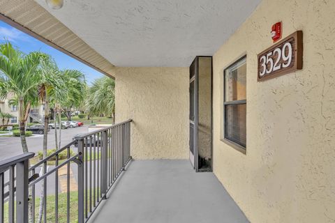 Tiny photo for 3529 Englewood Drive #321, Lake Worth, FL 33467 (MLS # R11157628)