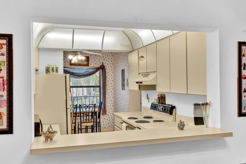 Tiny photo for 3529 Englewood Drive #321, Lake Worth, FL 33467 (MLS # R11157628)