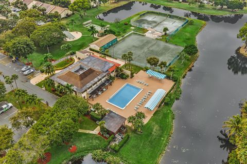 Tiny photo for 3529 Englewood Drive #321, Lake Worth, FL 33467 (MLS # R11157628)