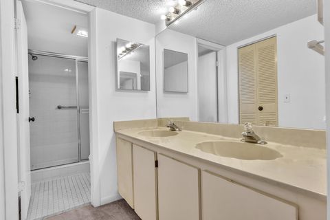 Tiny photo for 3529 Englewood Drive #321, Lake Worth, FL 33467 (MLS # R11157628)
